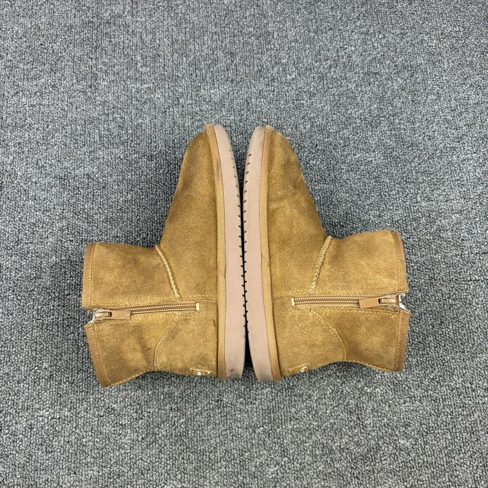 Koolaburra by UGG 1117810 Women's Size 3 Brown Suede Bow Fur Ankle Boots